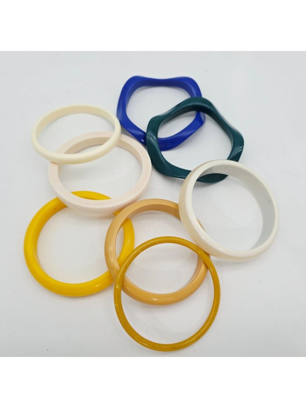Vintage Acrylic Bangle Bracelets Set Of 8 Multicolor Chunky & Smooth Designs